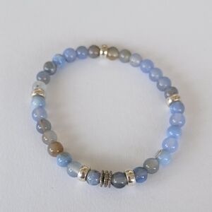 Elegant Quartz And Silver Beaded Bracelet
